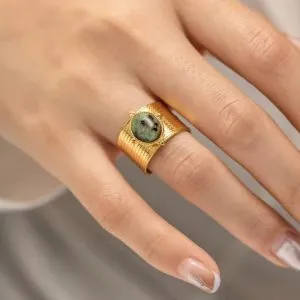 Olivia Ring
