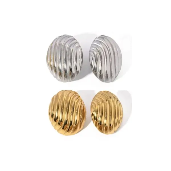 Zara Earrings These add a mystical touch to a bohemian maxi dress. Zara Earrings both color