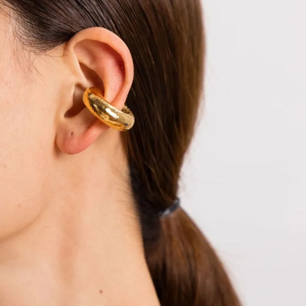 Earcuffs